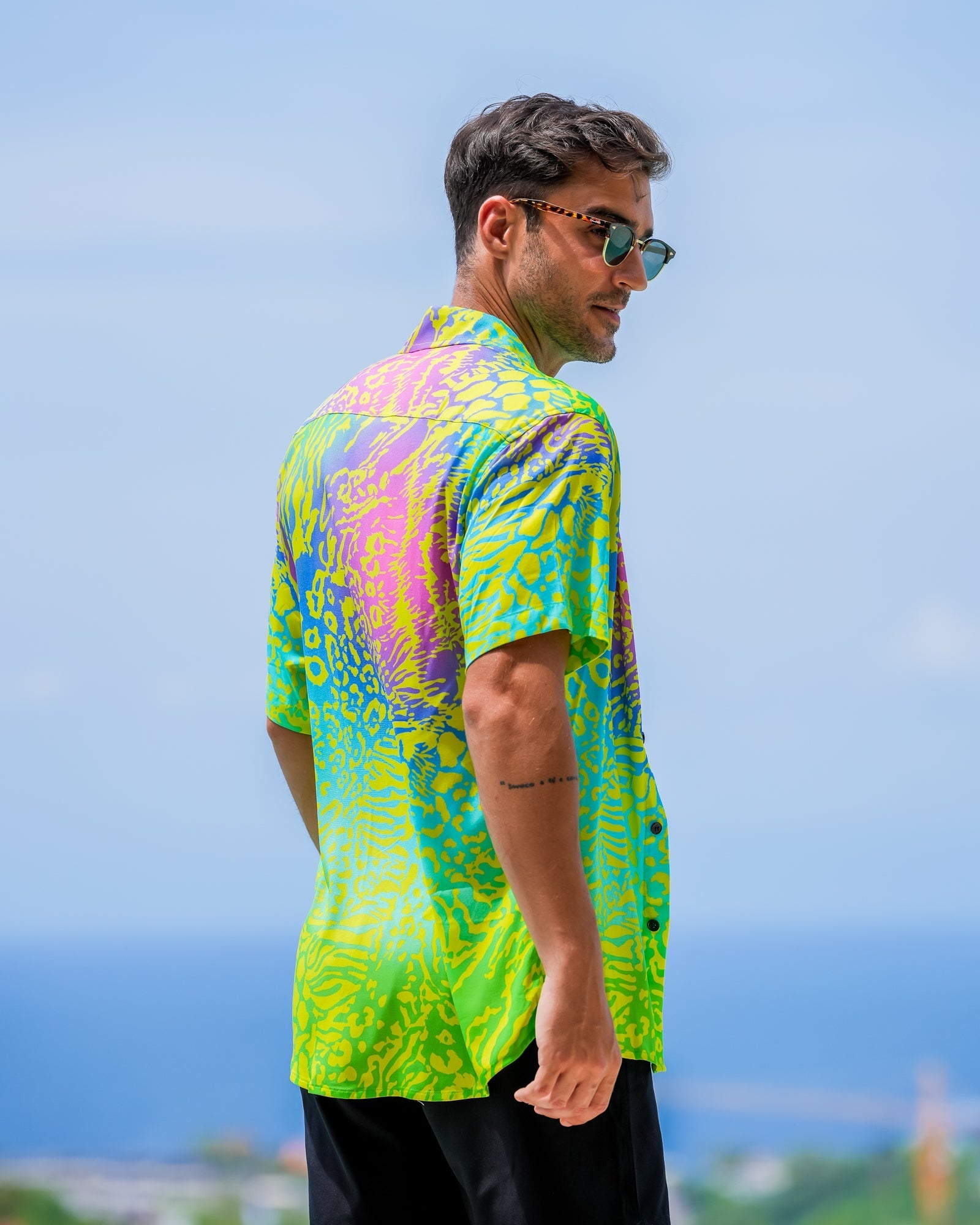 Vivid Jungle Shirt - Jolt Tucann 