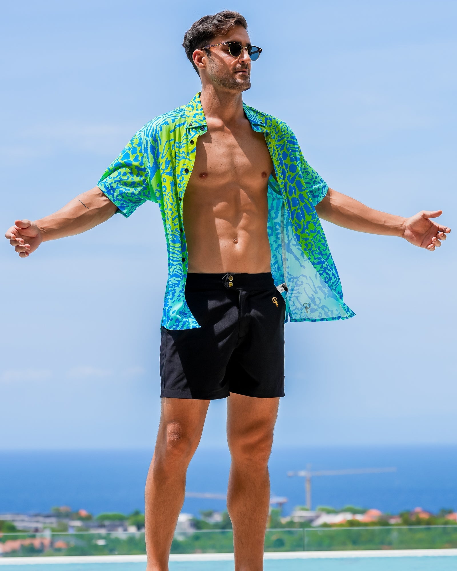 Vivid Jungle Shirt - Spark Tucann 