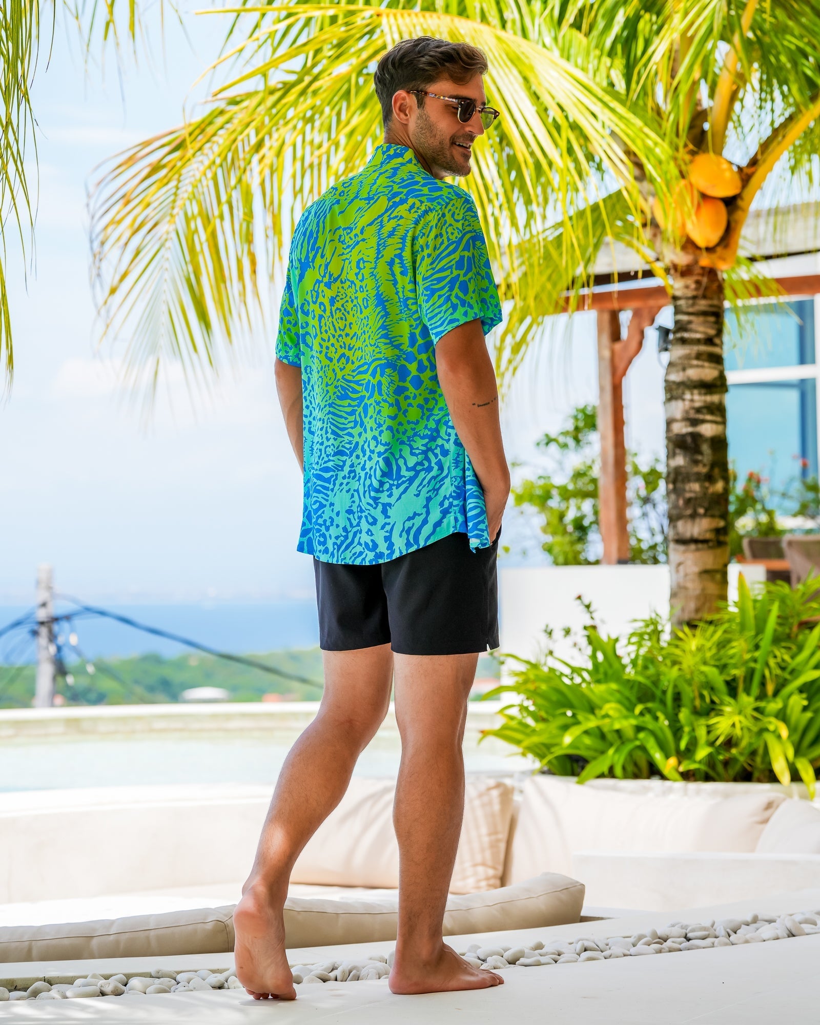 Vivid Jungle Shirt - Spark Tucann 