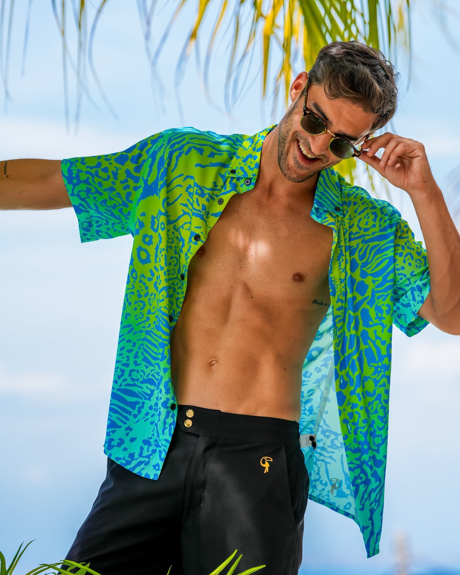 Vivid Jungle Shirt - Spark Tucann 