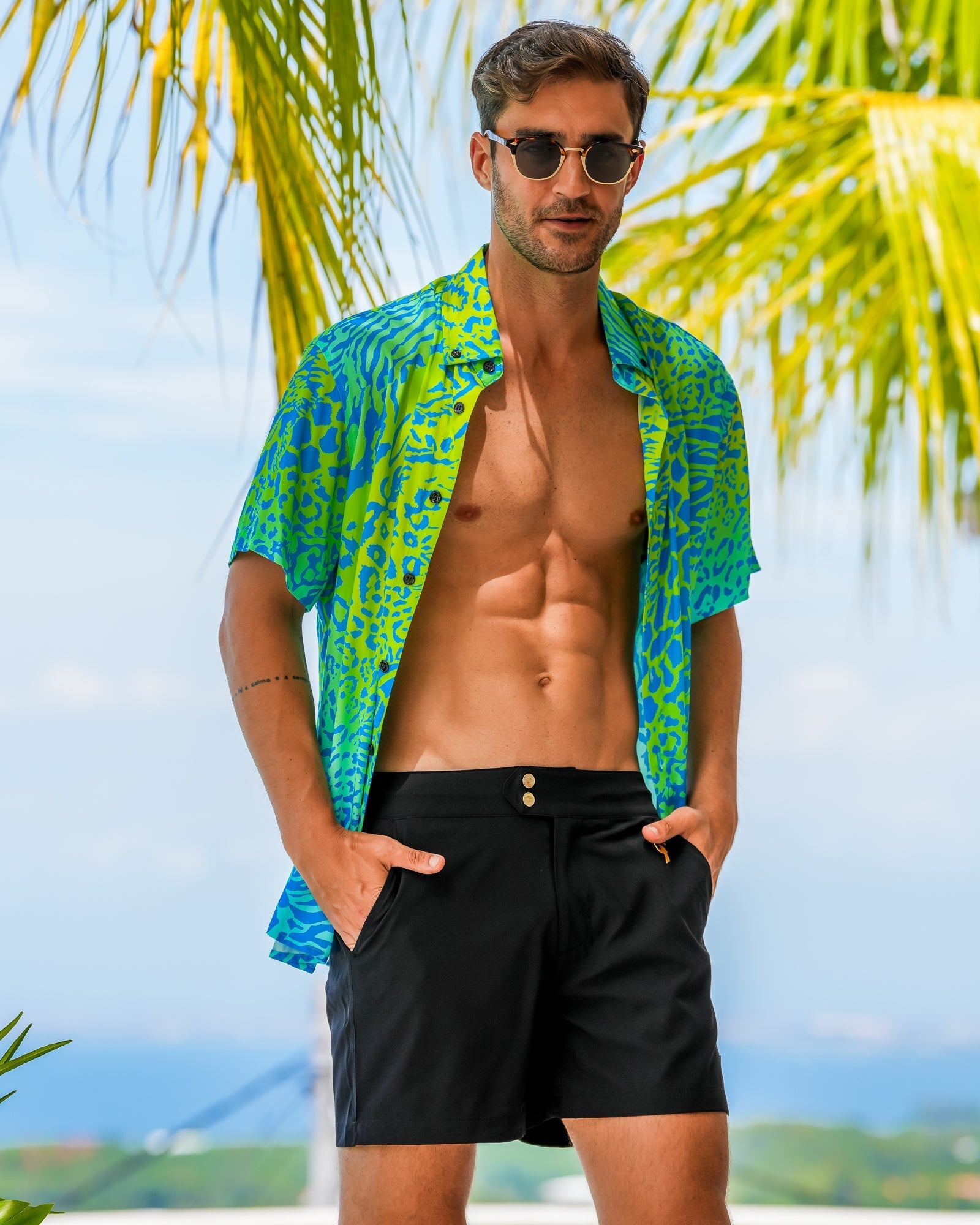 Vivid Jungle Shirt - Spark Tucann 