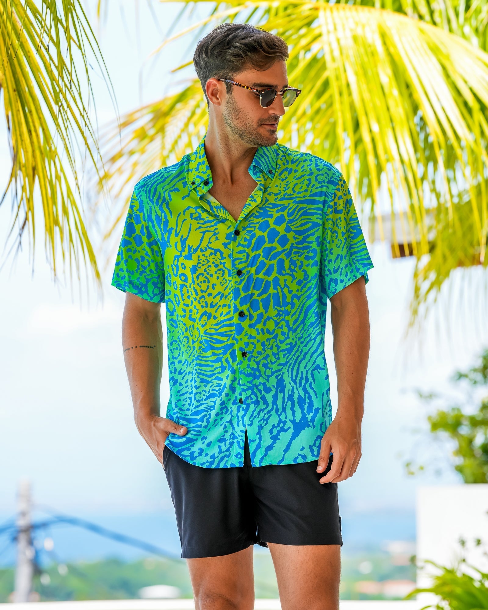 Vivid Jungle Shirt - Spark Tucann 