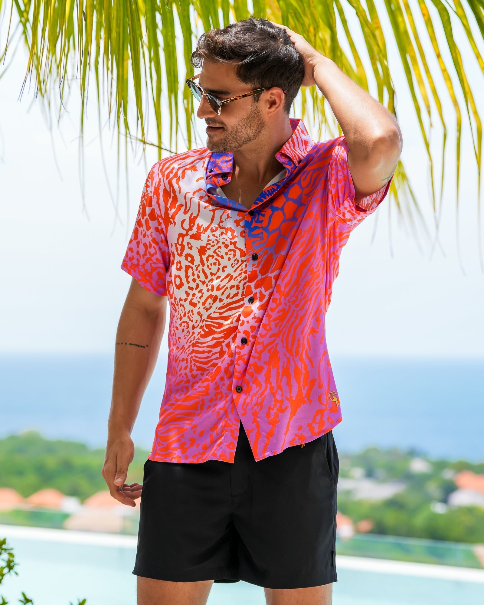 Vivid Jungle Shirt - Surge Tucann 