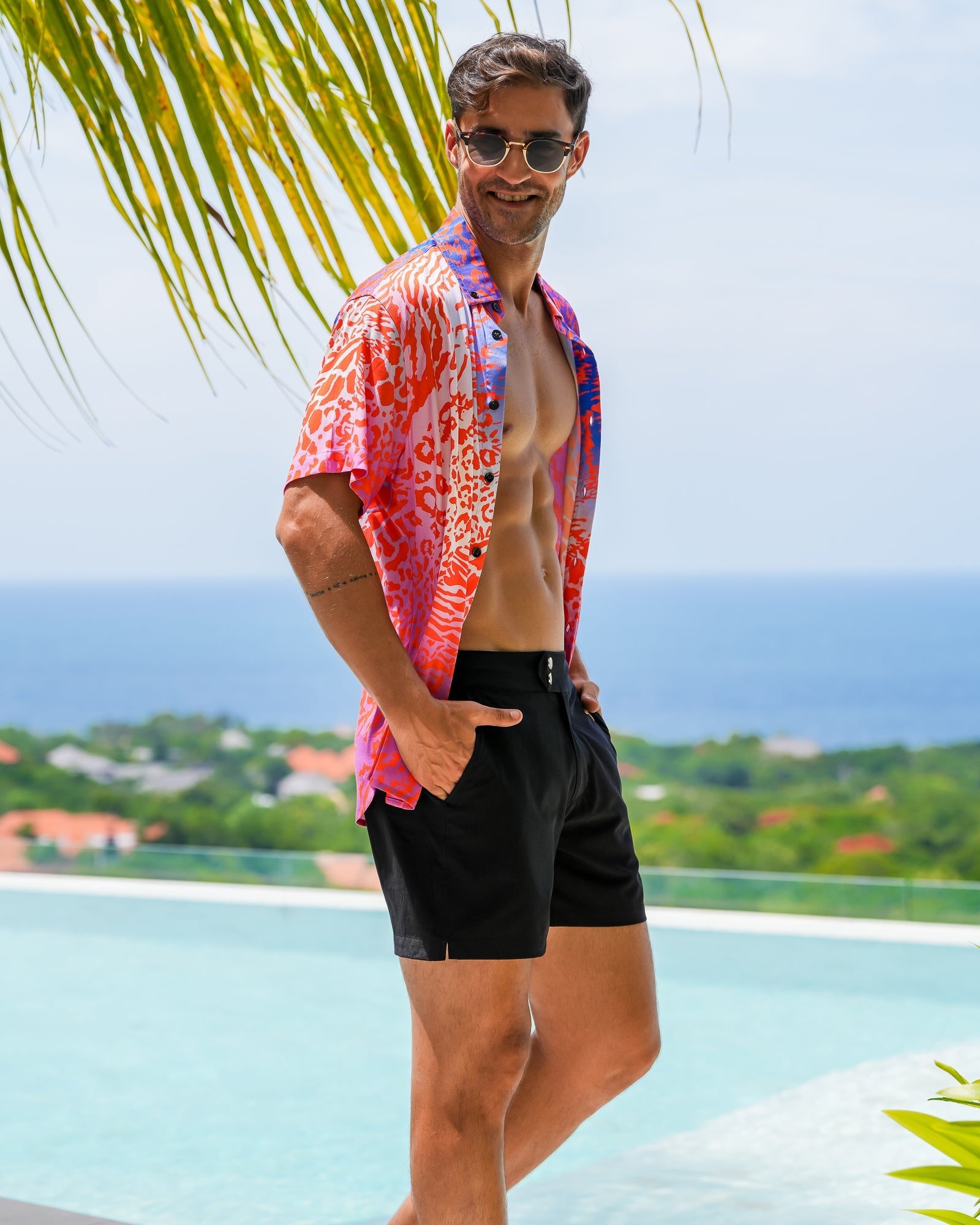 Vivid Jungle Shirt - Surge Tucann 